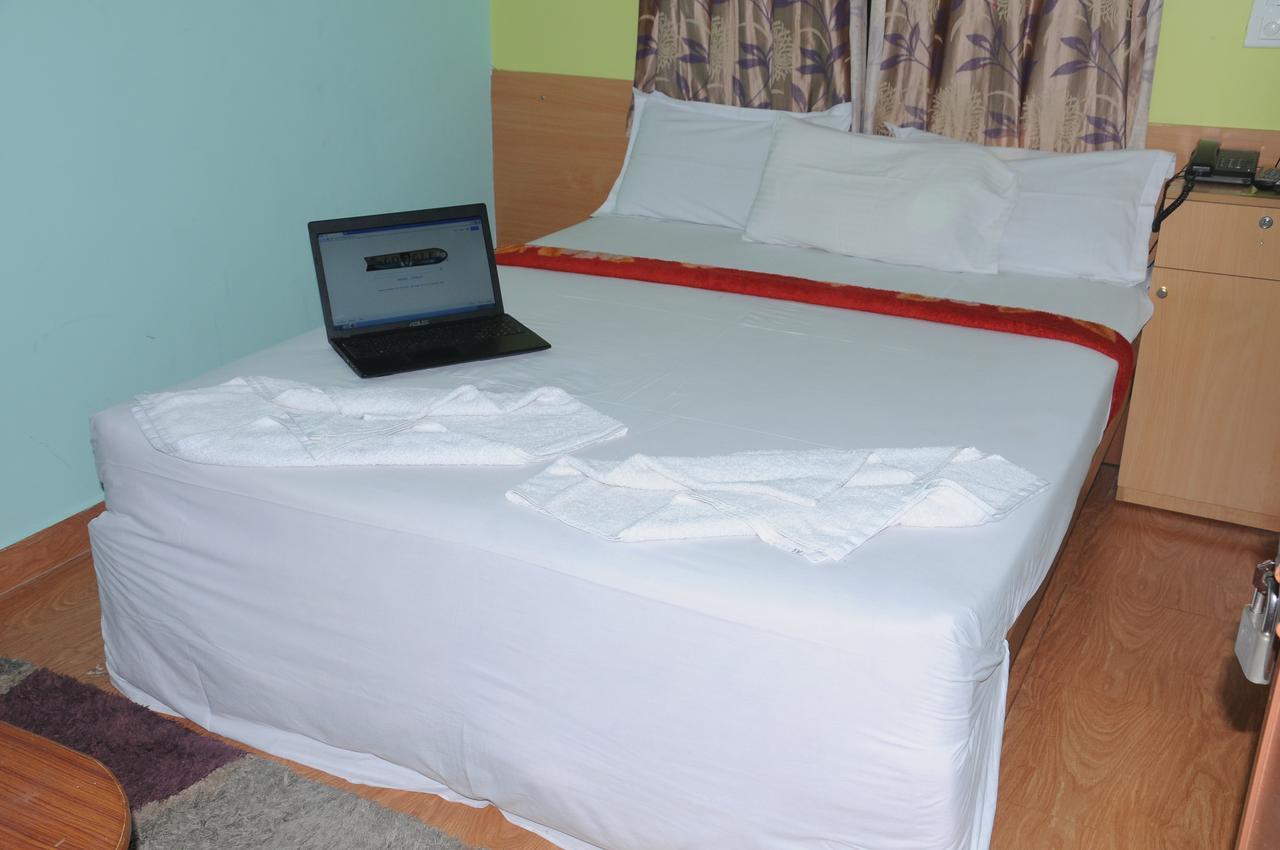 Hotel Housefinch Residency Dod Jala Екстер'єр фото